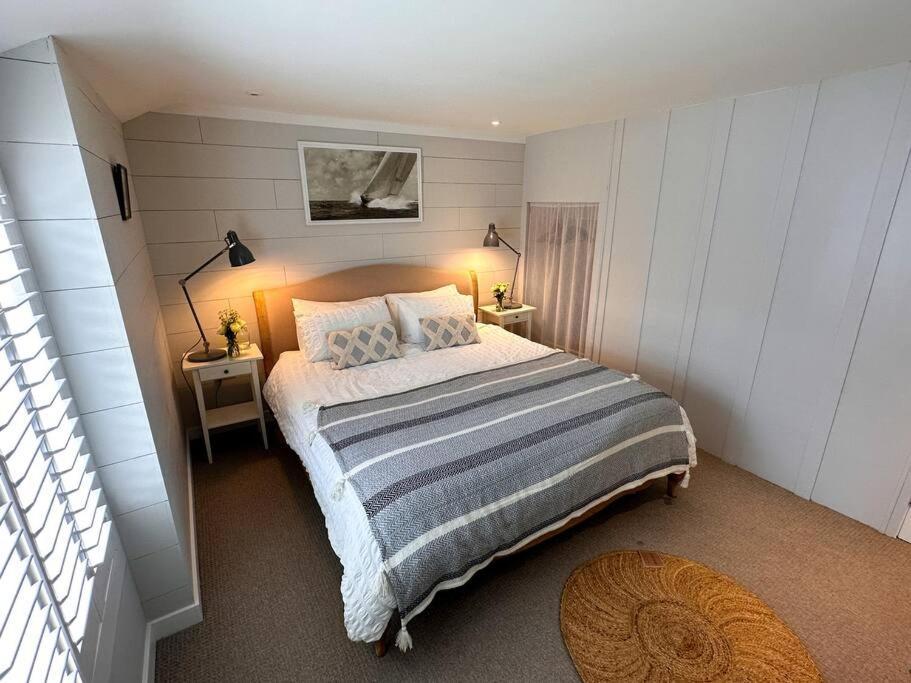 Stylish 3Br Cowes Cottage Close To The Waterfront Exterior photo